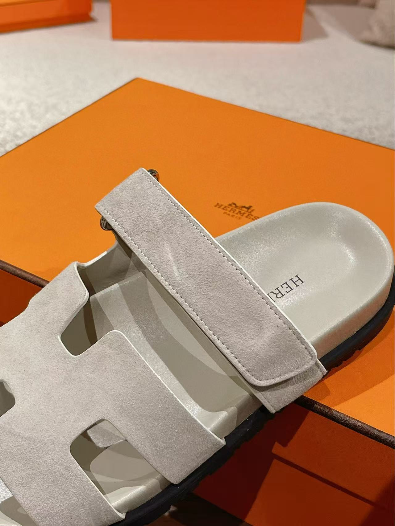 UA Hermès Chypre Sandal