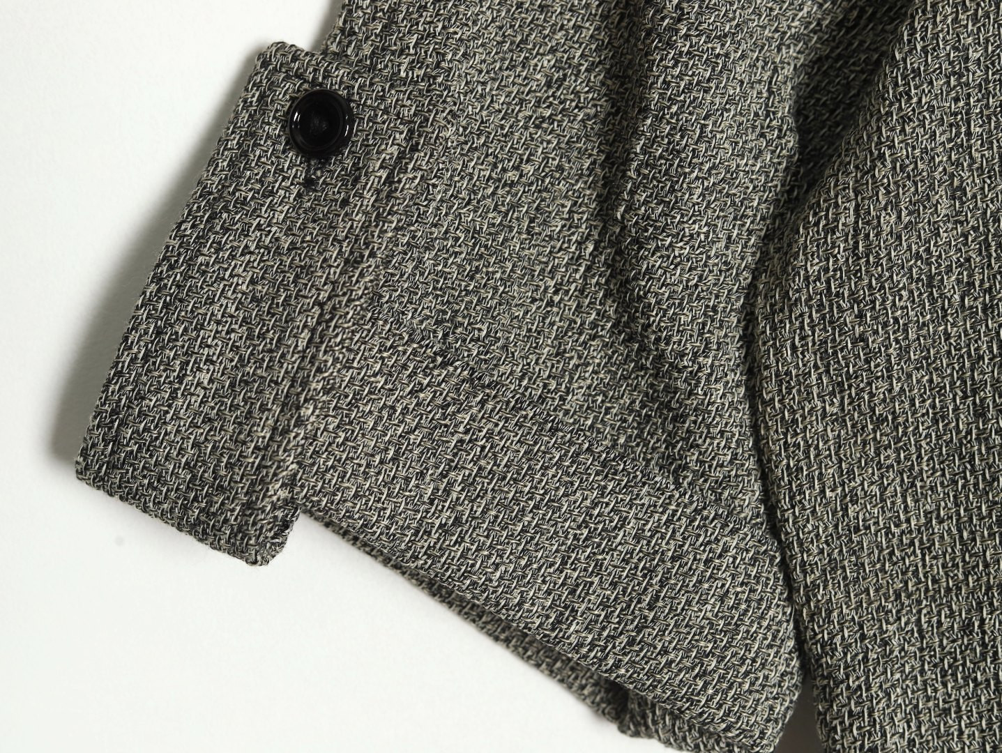 bo*te*ga Ve*ne*ta bv 25ss short-sleeved shirts