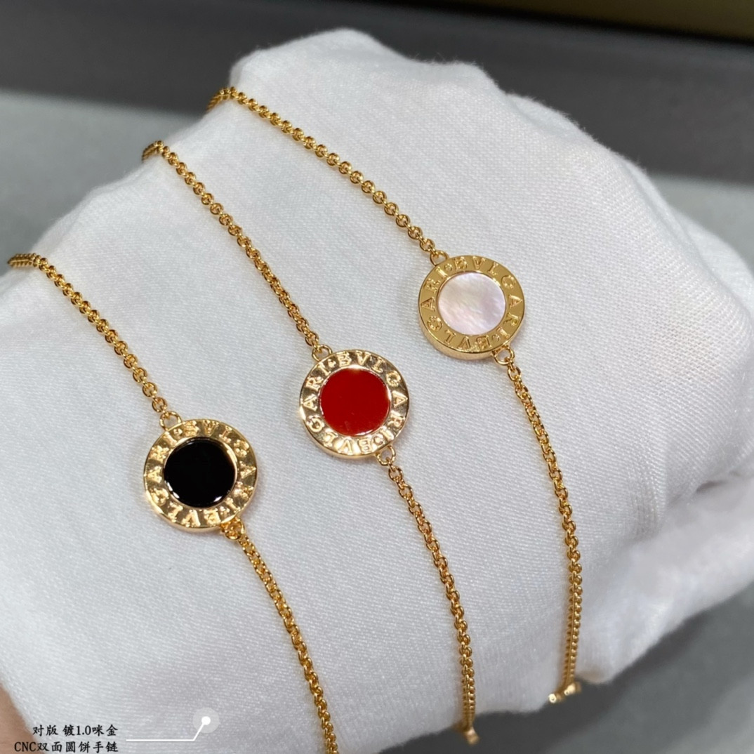 B*l*ai round cake bracelet