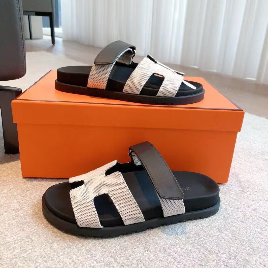UA Hermès Chypre Sandal