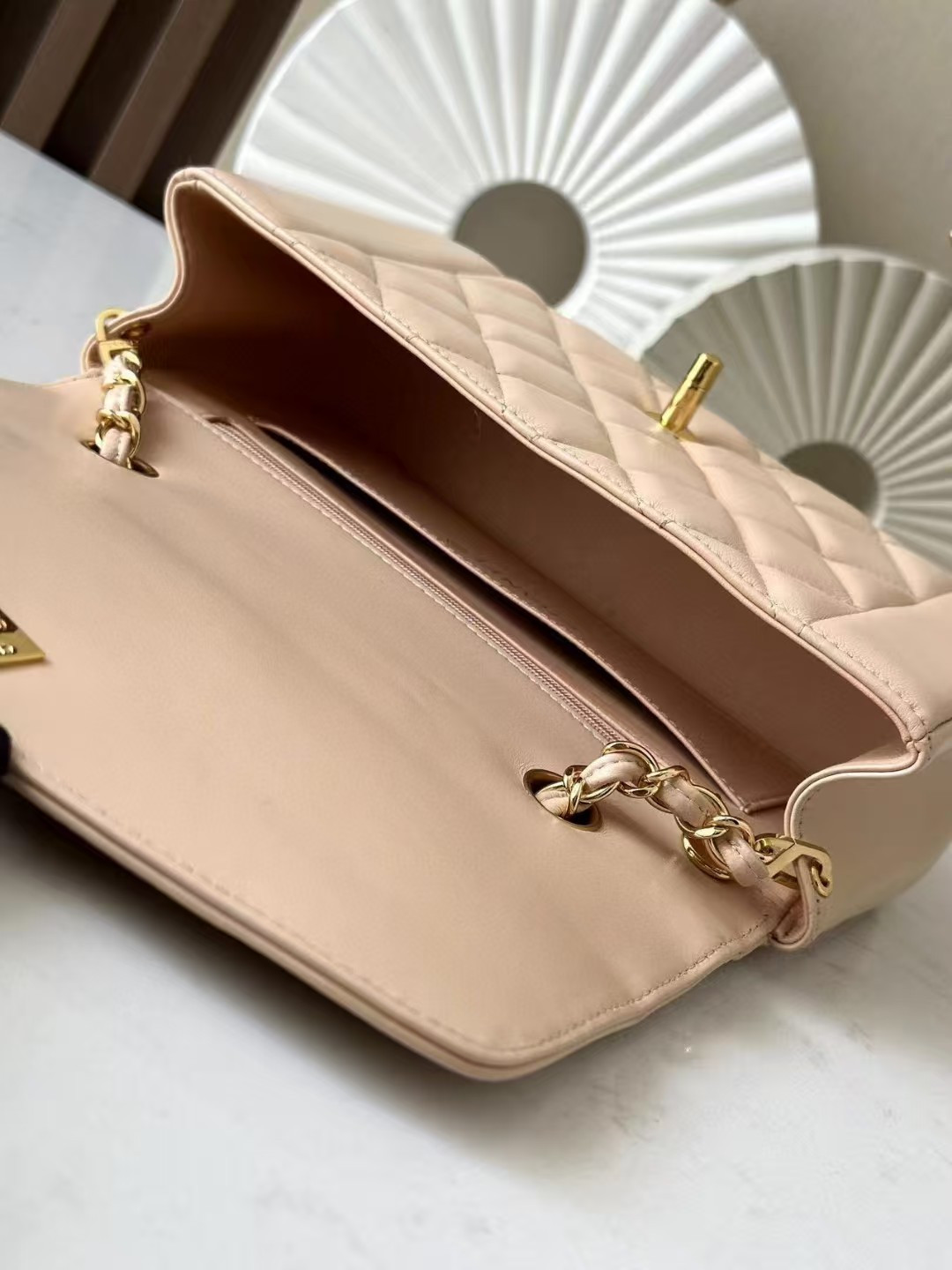 Ch*el small diana flap bag lambskin gold hardware 22.5x14x7cm