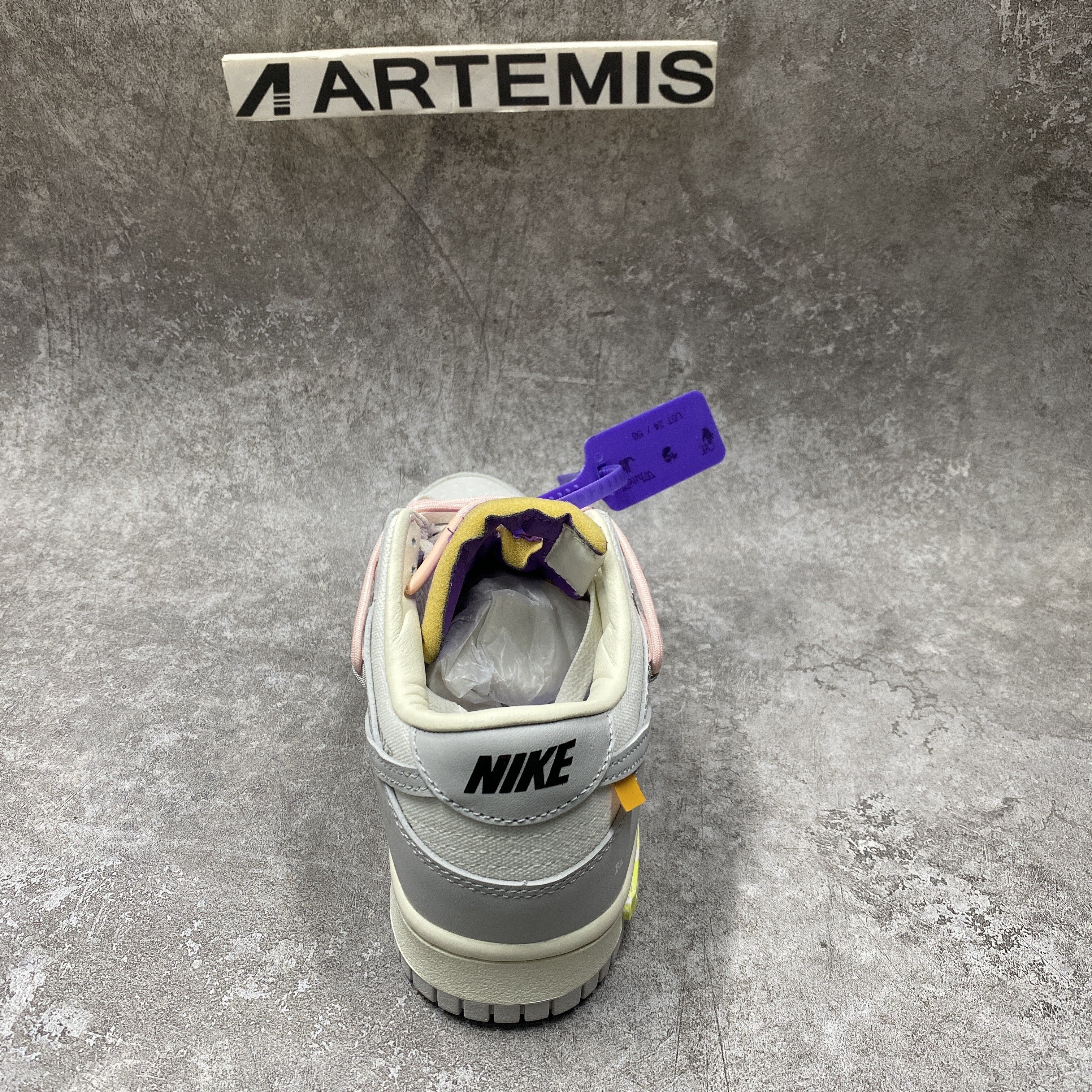 Nike Dunk Low Off-White Lot 24