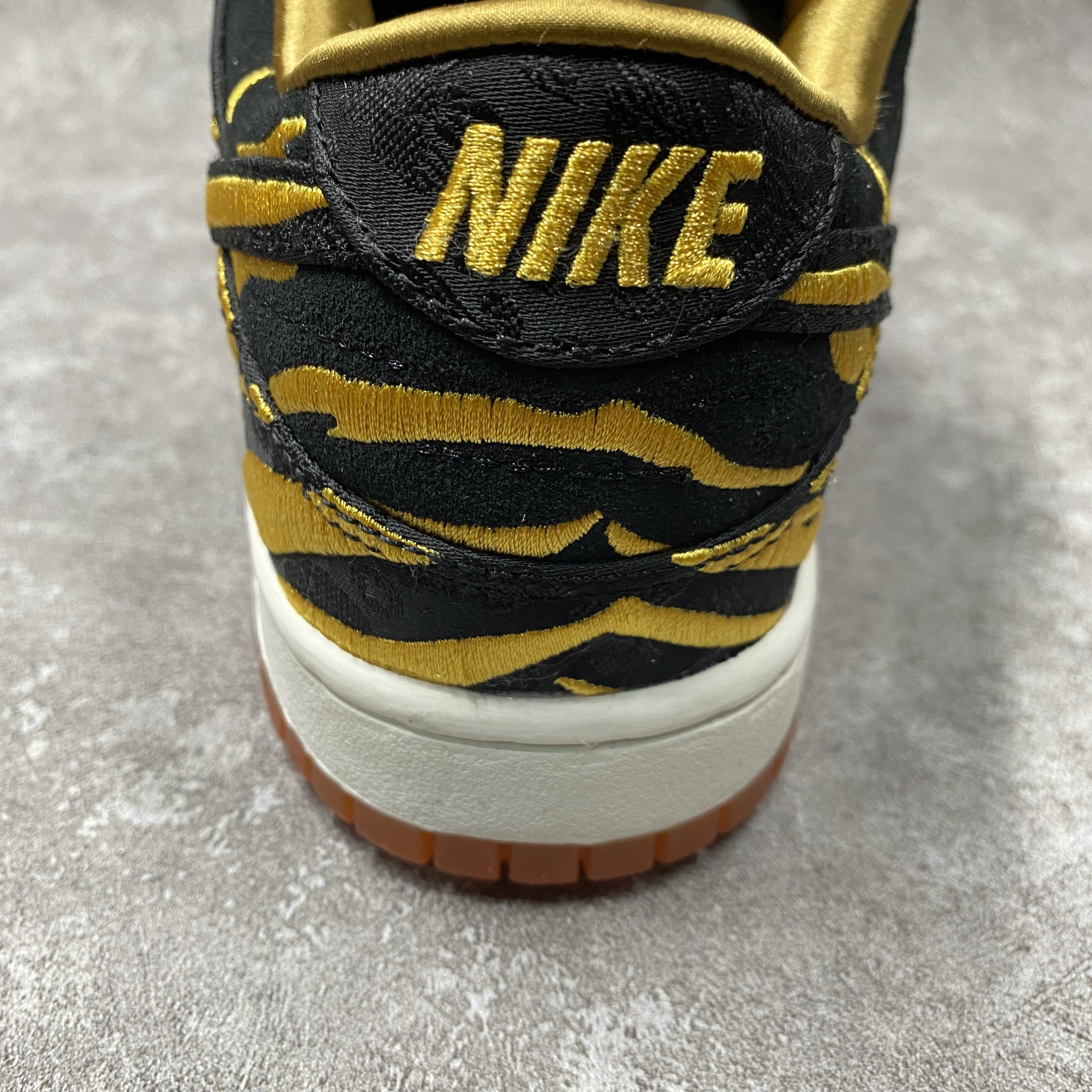 Nike Dunk Low Year of the Tiger(2022)