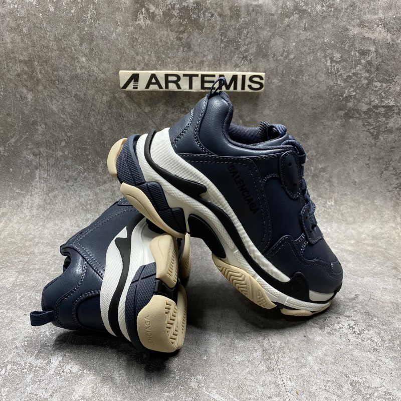 Balenciga Triple S Sneaker in Stone Blue