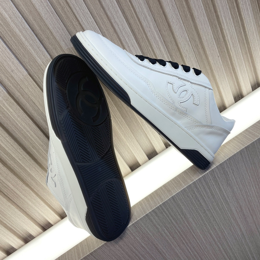 ua Ch*el sneakers calfskin