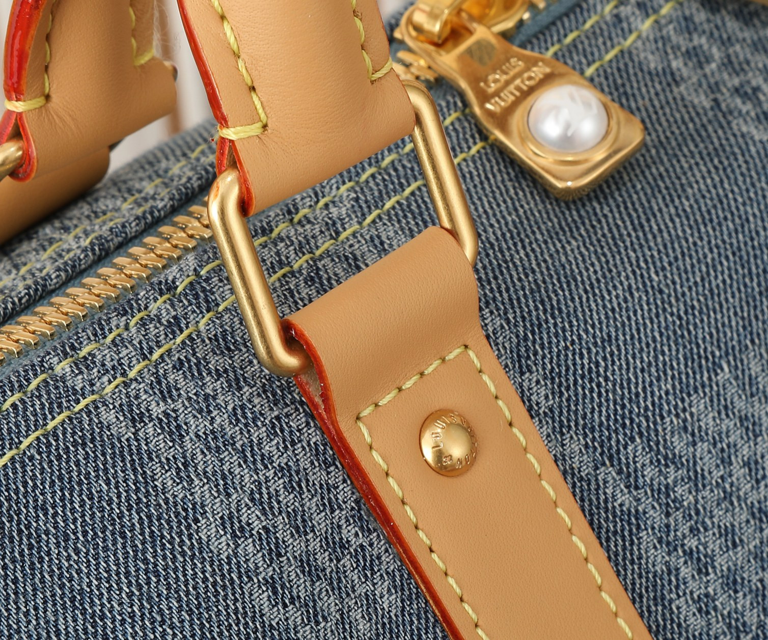 LV Keepall Bandoulière 50 N40739 19.7 x 11.4 x 9.1 inches