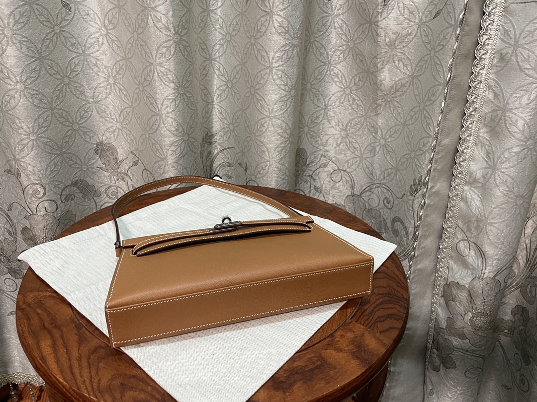 Hermès Kelly Elan Epsom16x27.8x4cm